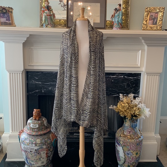 Oversized Sheer print 78”x41” African print scarf - Picture 3 of 6